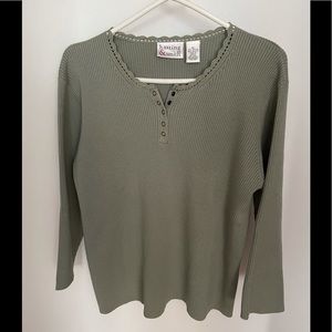 Knit top